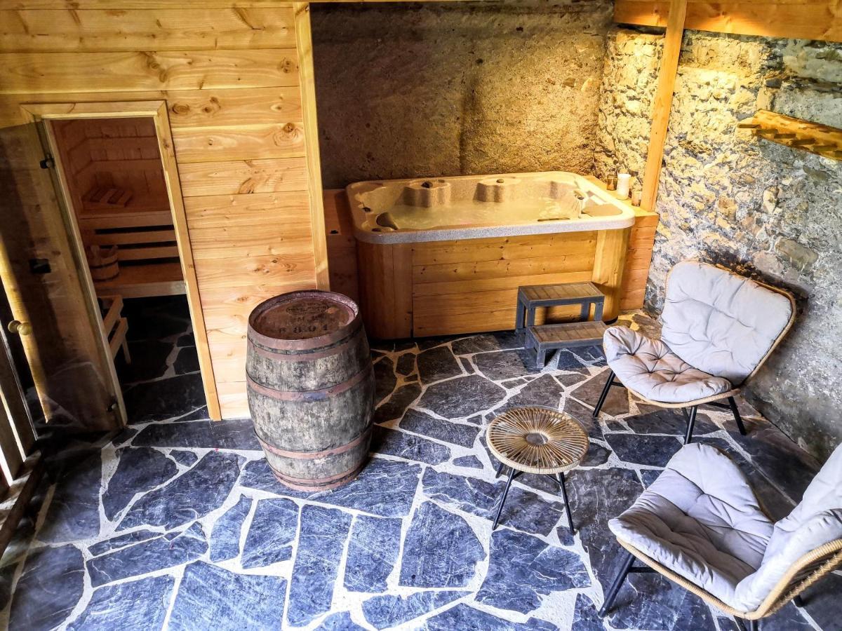Chez Lucienne, Jacuzzi Et Sauna 萨莫安斯 外观 照片