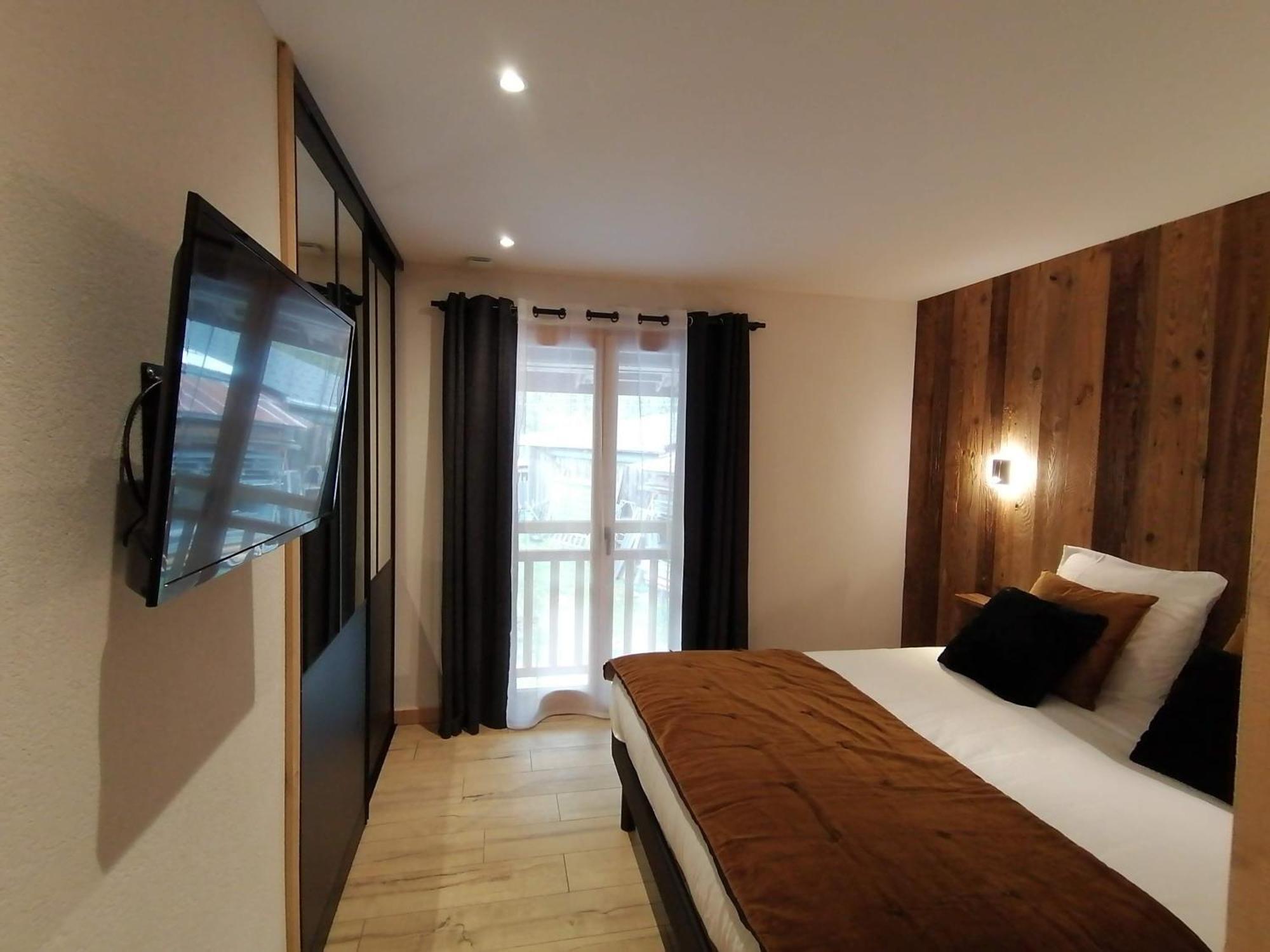 Chez Lucienne, Jacuzzi Et Sauna 萨莫安斯 外观 照片